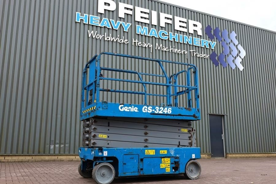 Genie GS3246 Electric, Working Height 11.75 m, 318kg Cap  - Nacelle ciseaux: photos 1 Genie GS3246 Electric, Working Height 11.75 m, 318kg Cap  - Nacelle ciseaux: photos 1