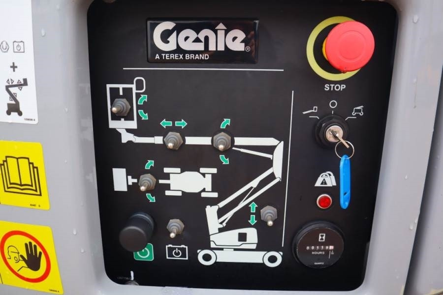 Genie Z33/18 Electric, 12m Working Height, 5.6m Reach, 2 - Nacelle articulée: photos 4 Genie Z33/18 Electric, 12m Working Height, 5.6m Reach, 2 - Nacelle articulée: photos 4