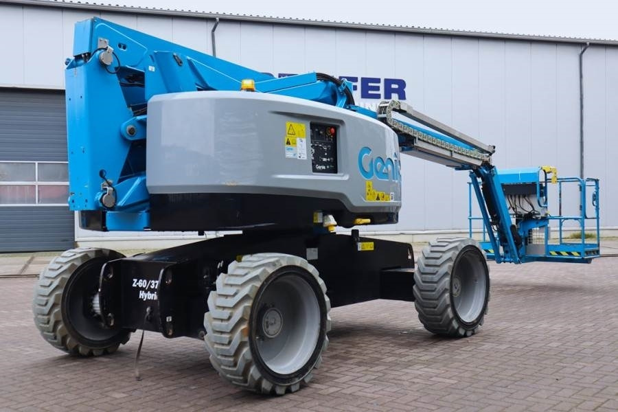Genie Z60/37FE Valid Inspection, *Guarantee! Hybrid, 4x4 - Nacelle articulée: photos 2 Genie Z60/37FE Valid Inspection, *Guarantee! Hybrid, 4x4 - Nacelle articulée: photos 2