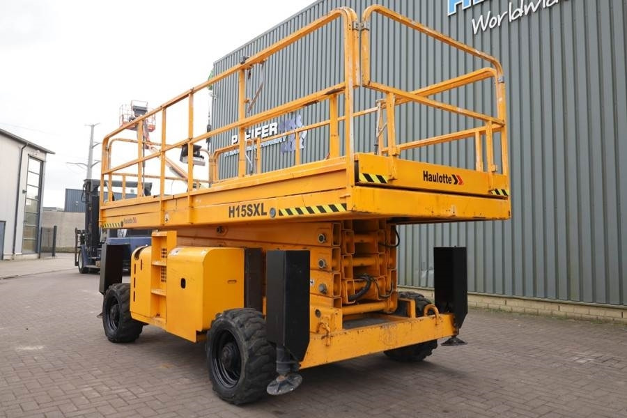 Nacelle ciseaux Haulotte H15SXL Diesel, 4x4 Drive, 15m Working Height, 500k: photos 7 Nacelle ciseaux Haulotte H15SXL Diesel, 4x4 Drive, 15m Working Height, 500k: photos 7