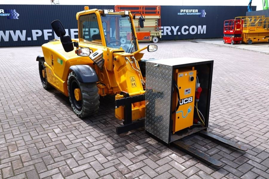 Chariot télescopique JCB 525-60E Guarantee! Fully Electric, 2500kg Capacity: photos 7