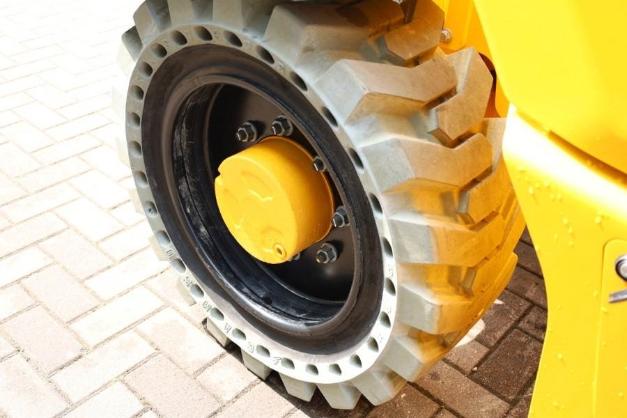 Chariot télescopique JCB 525-60E Guarantee! Fully Electric, 2500kg Capacity: photos 17