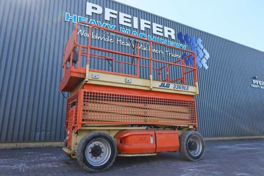 JLG 3369LE Electric, 12m Working Height, 450kg Capacit - Nacelle ciseaux: photos 1 JLG 3369LE Electric, 12m Working Height, 450kg Capacit - Nacelle ciseaux: photos 1