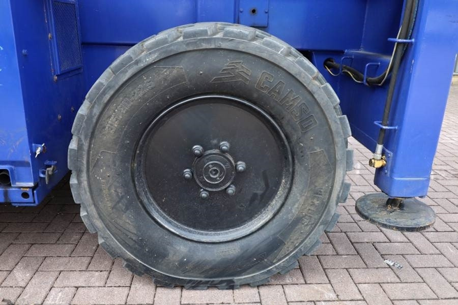 Nacelle ciseaux Liftlux SL210-25 D4WD S/P Diesel, Hydraulic Deck Extension: photos 15
