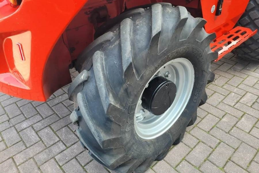 Chariot tout terrain Manitou M30-4 Valid Inspection, *Guarantee, Diesel, 4x4 Dr: photos 14