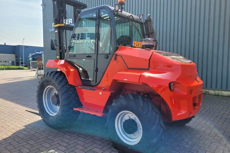 Chariot tout terrain Manitou M30-4 Valid Inspection, *Guarantee, Diesel, 4x4 Dr: photos 7