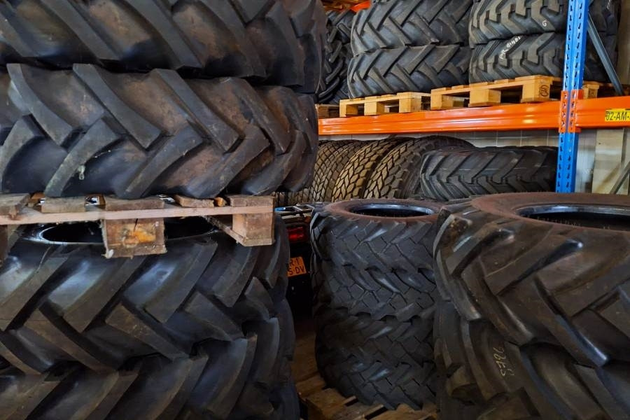 Chariot tout terrain Manitou M30-4 Valid inspection, *Guarantee! Diesel, 4x4 Dr: photos 17