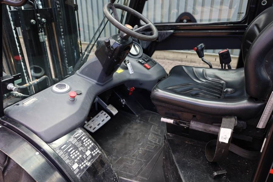 Manitou MC30-4 Valid Inspection, *Guarantee, Diesel, 4x4 D - Chariot tout terrain: photos 4 Manitou MC30-4 Valid Inspection, *Guarantee, Diesel, 4x4 D - Chariot tout terrain: photos 4