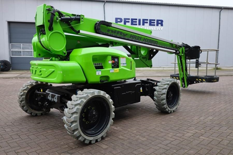 Niftylift HR21 HYBRIDE 4x4 MK2 Hybride, 4x4 Drive, 21m Worki - Nacelle articulée: photos 2 Niftylift HR21 HYBRIDE 4x4 MK2 Hybride, 4x4 Drive, 21m Worki - Nacelle articulée: photos 2