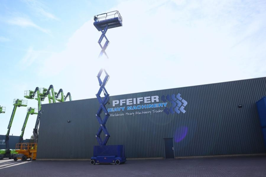 PB LIFT S171-16E Electric, 17.3m Working Height, 400k - Nacelle ciseaux: photos 3 PB LIFT S171-16E Electric, 17.3m Working Height, 400k - Nacelle ciseaux: photos 3