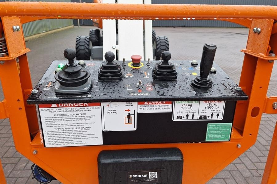 Snorkel 660SJ Valid Inspection, *Guarantee! CE, Diesel, 4x - Nacelle télescopique: photos 4 Snorkel 660SJ Valid Inspection, *Guarantee! CE, Diesel, 4x - Nacelle télescopique: photos 4