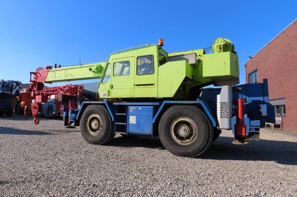 Tadano TR 250 E - Grue mobile: photos 3 Tadano TR 250 E - Grue mobile: photos 3