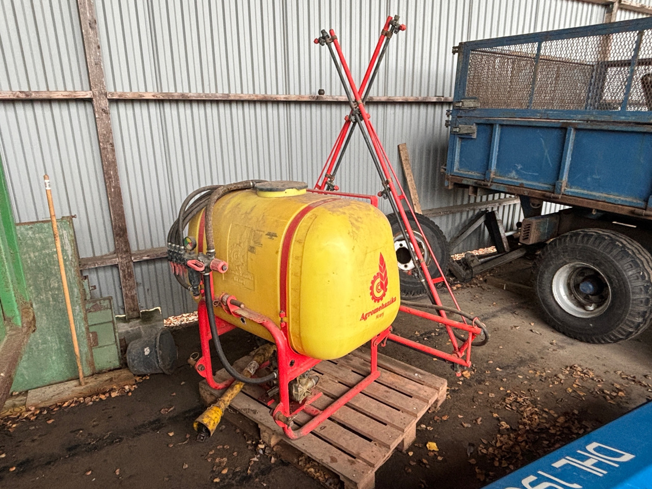 Agromehanika AGS 440 - Pulvé porté: photos 1 Agromehanika AGS 440 - Pulvé porté: photos 1