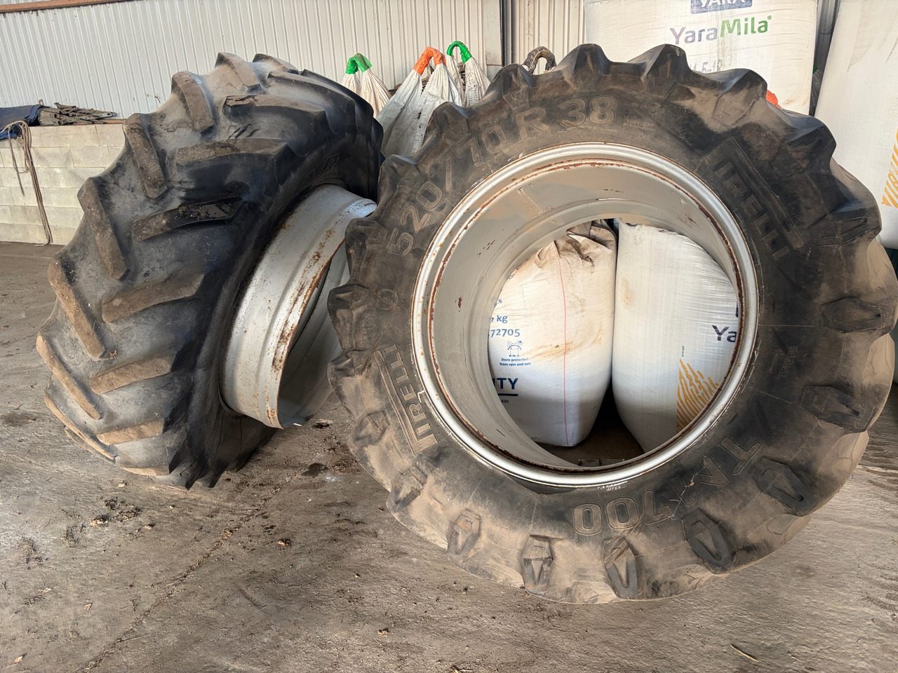 Alliance - Pneu pour Machine agricole: photos 1 Alliance - Pneu pour Machine agricole: photos 1