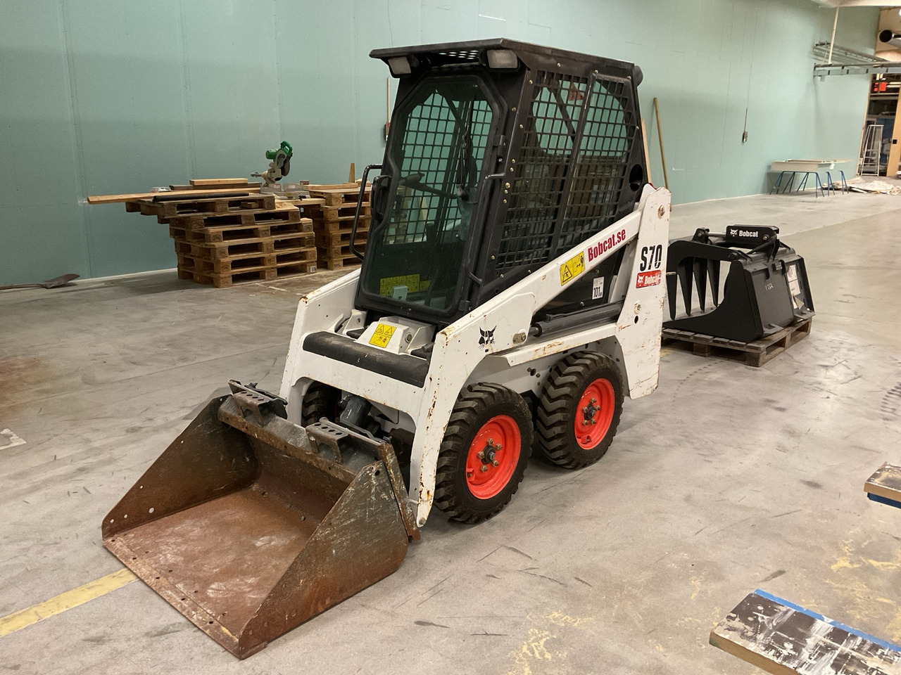 Bobcat S70 - Chargeuse sur pneus: photos 1 Bobcat S70 - Chargeuse sur pneus: photos 1