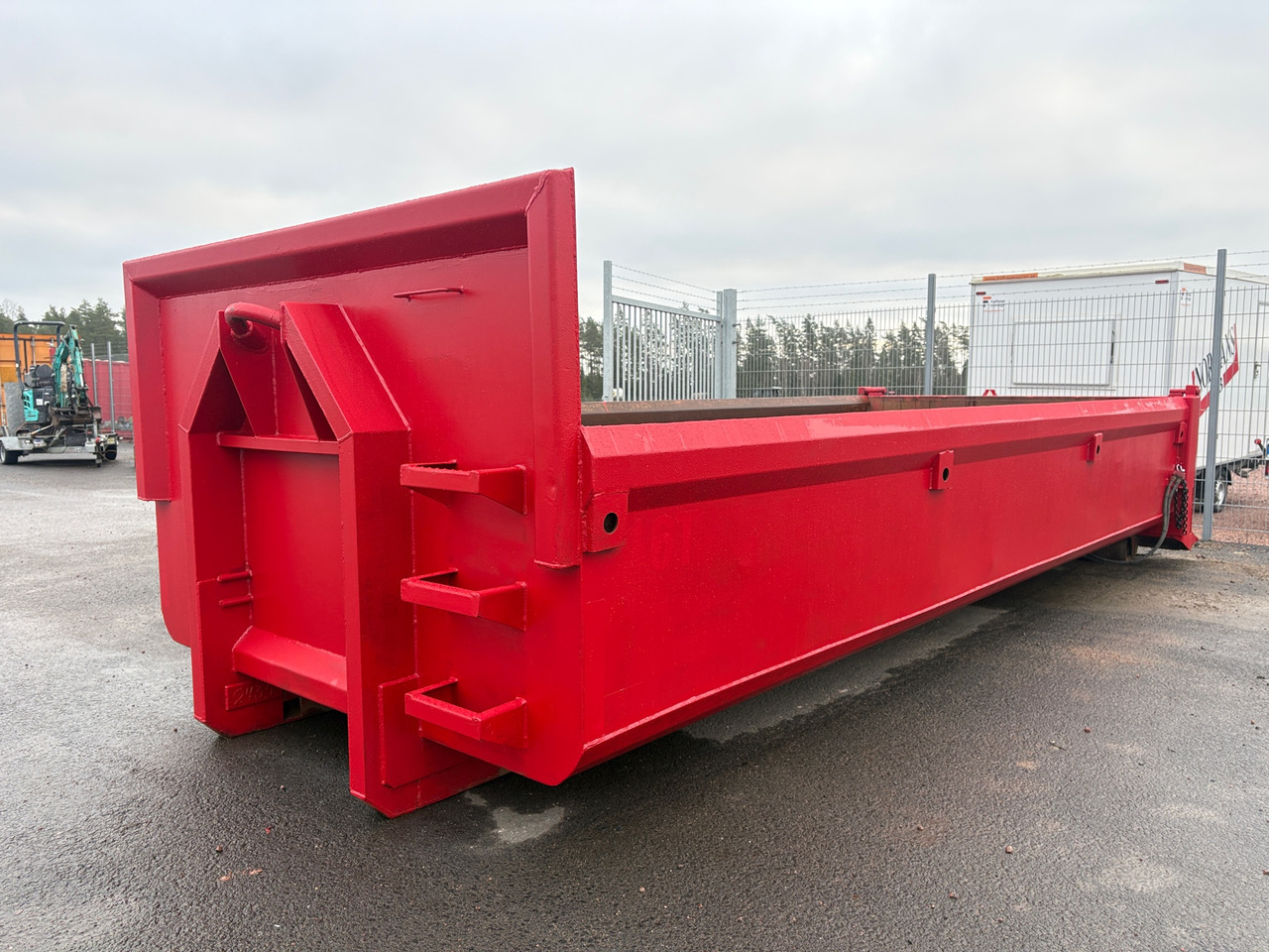 Dinacon 13 m3 - Benne ampliroll: photos 1 Dinacon 13 m3 - Benne ampliroll: photos 1