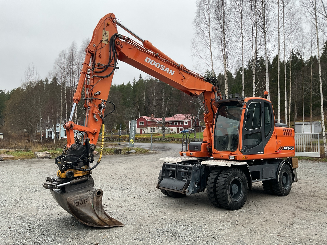 Doosan DX140W - Pelle: photos 1 Doosan DX140W - Pelle: photos 1
