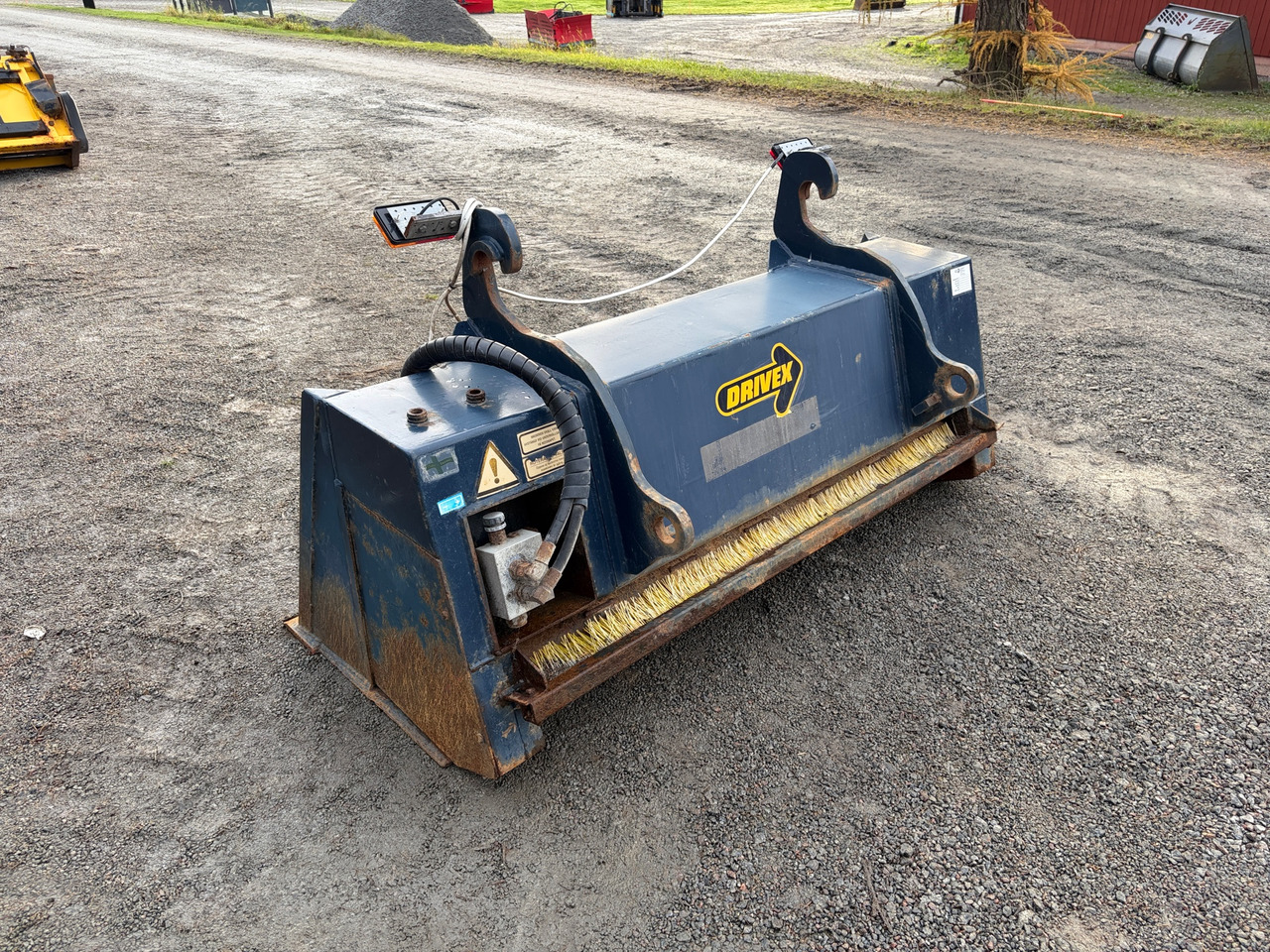 Drivex SS 550 - Epandeur de sable: photos 1 Drivex SS 550 - Epandeur de sable: photos 1