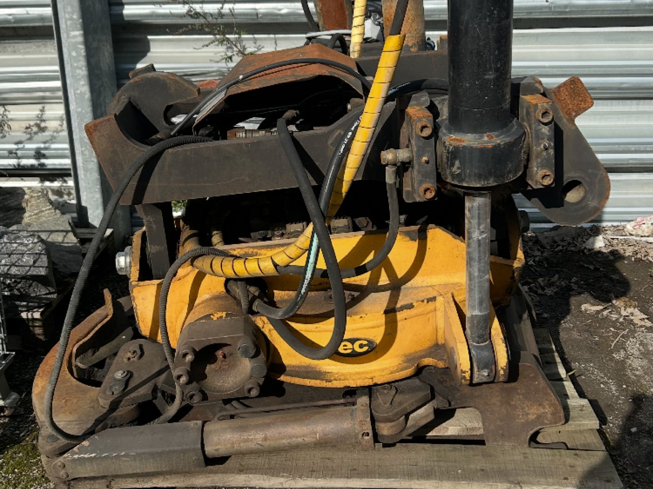 Engcon EC30 - Tiltrotator: photos 1 Engcon EC30 - Tiltrotator: photos 1