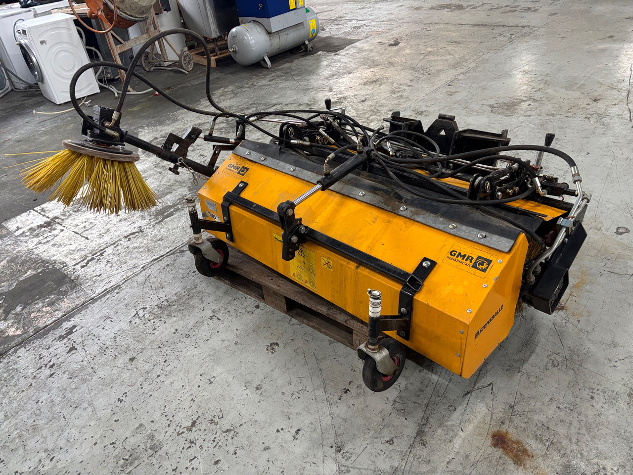 GMR Maskiner Stensballe LO 1500 F / HF 1500 LF - Brosse: photos 1 GMR Maskiner Stensballe LO 1500 F / HF 1500 LF - Brosse: photos 1