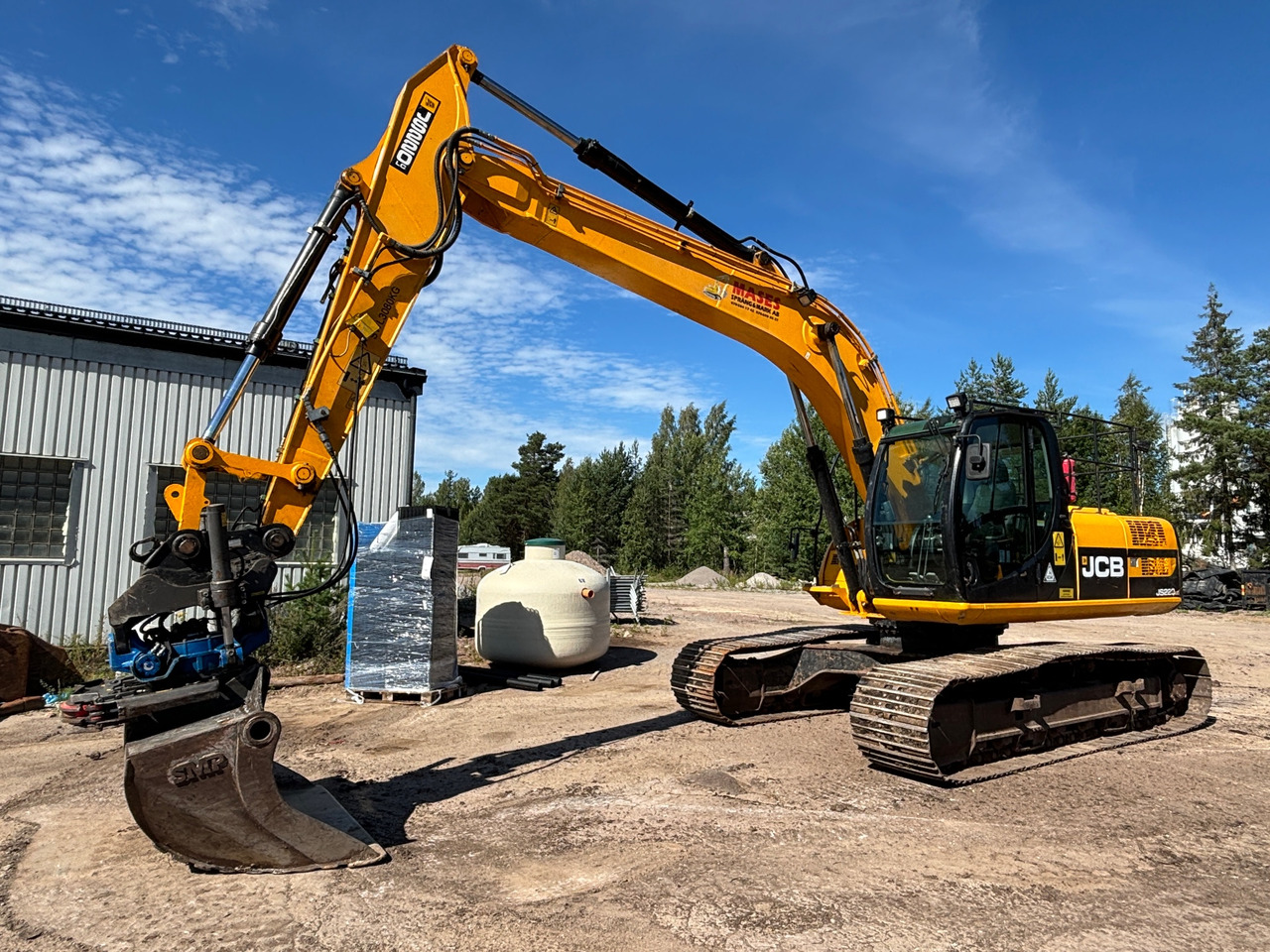 JCB JS220 LC - Pelle: photos 1 JCB JS220 LC - Pelle: photos 1