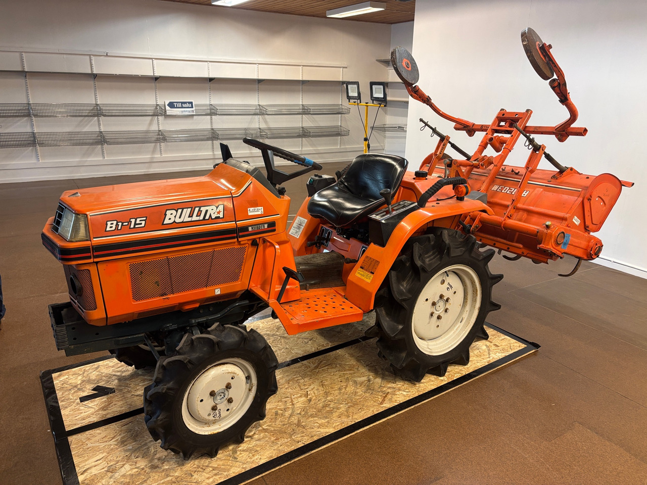 Kubota Bulltra B1-15 - Tracteur agricole: photos 1 Kubota Bulltra B1-15 - Tracteur agricole: photos 1