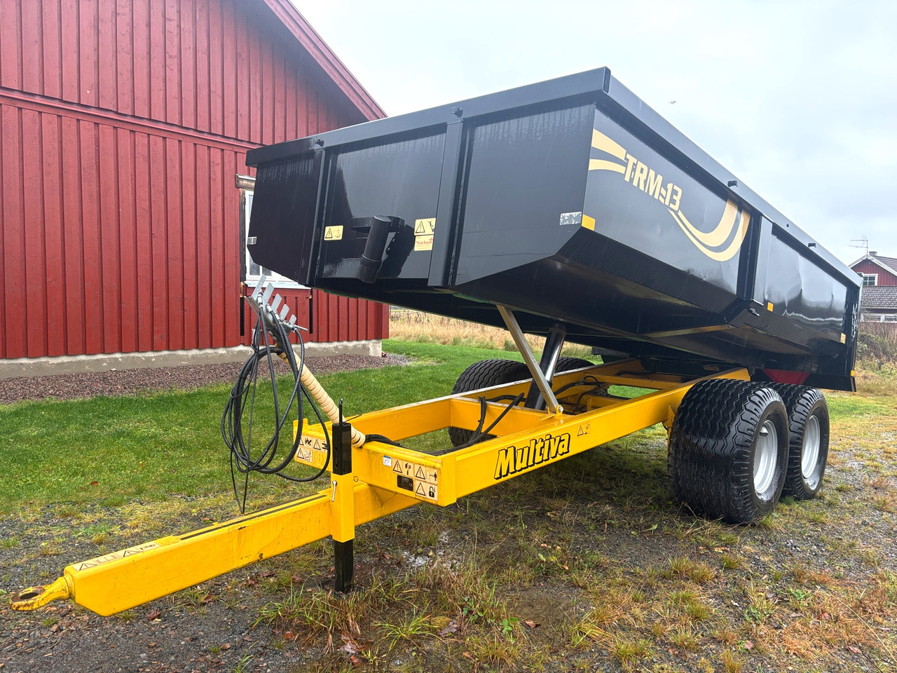 Multiva TRM 13 - Remorque agricole: photos 1 Multiva TRM 13 - Remorque agricole: photos 1