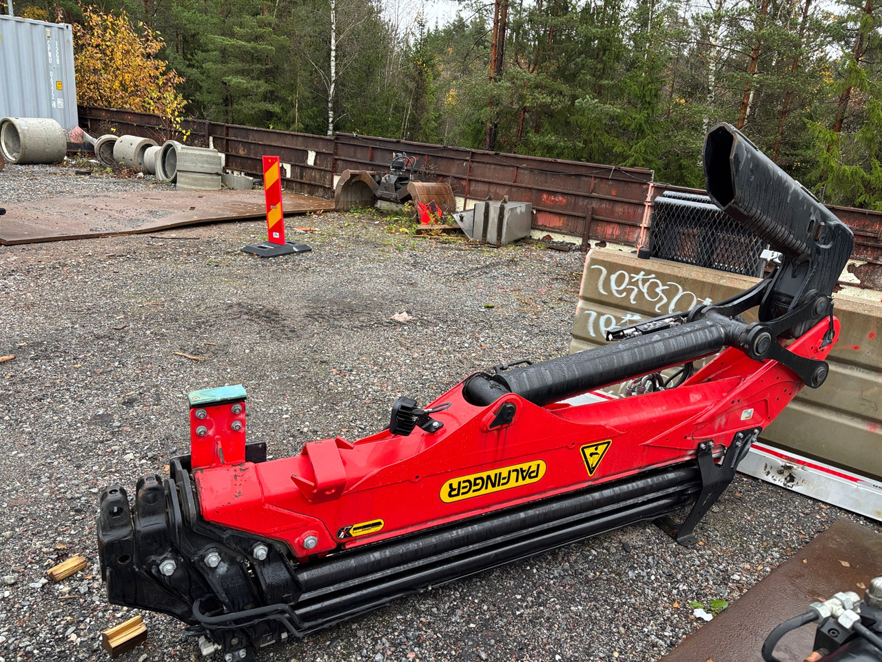 Palfinger Pj080 - Grue auxiliaire: photos 1 Palfinger Pj080 - Grue auxiliaire: photos 1