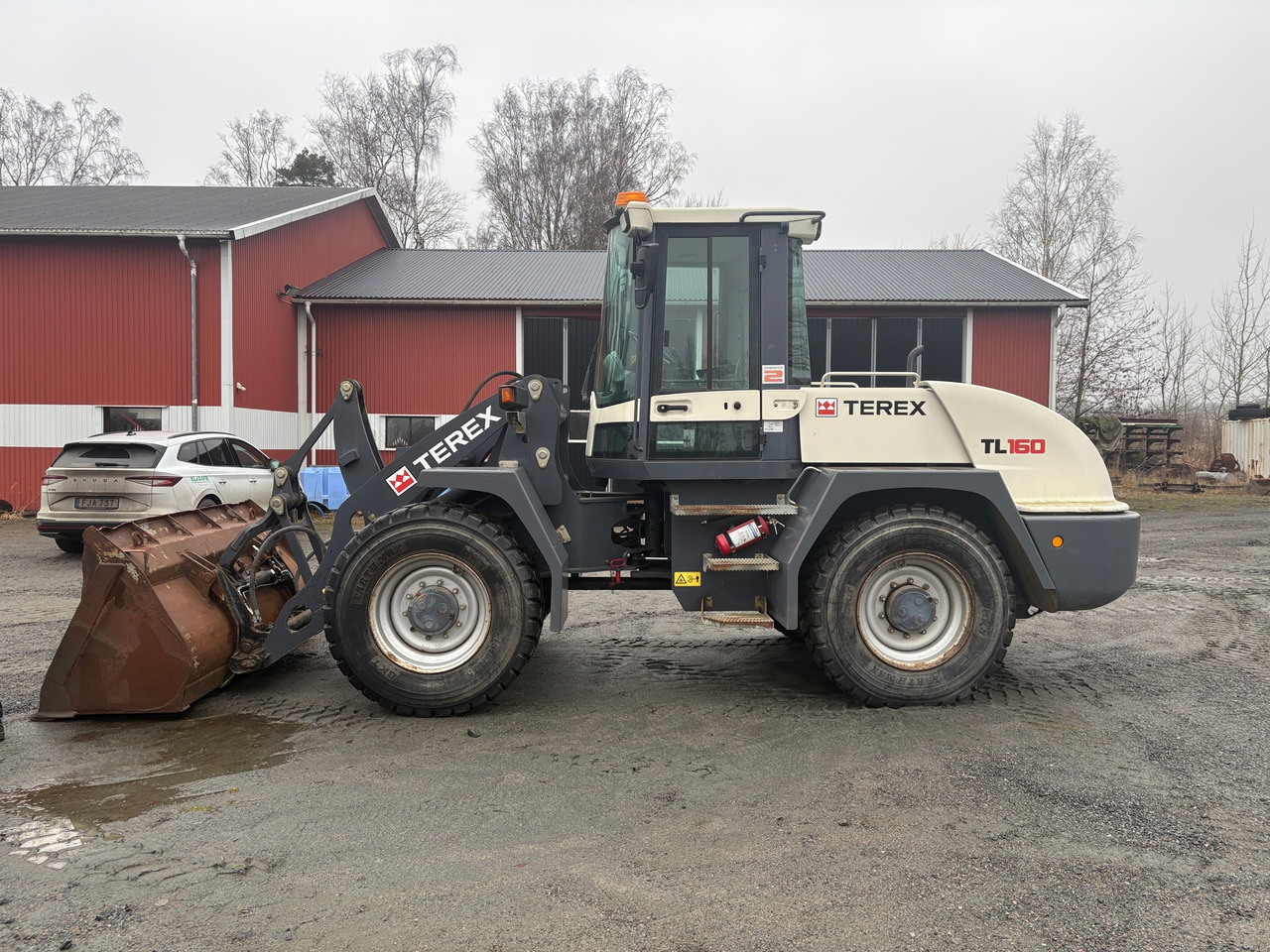 Terex TL160 - Chargeuse sur pneus: photos 1 Terex TL160 - Chargeuse sur pneus: photos 1