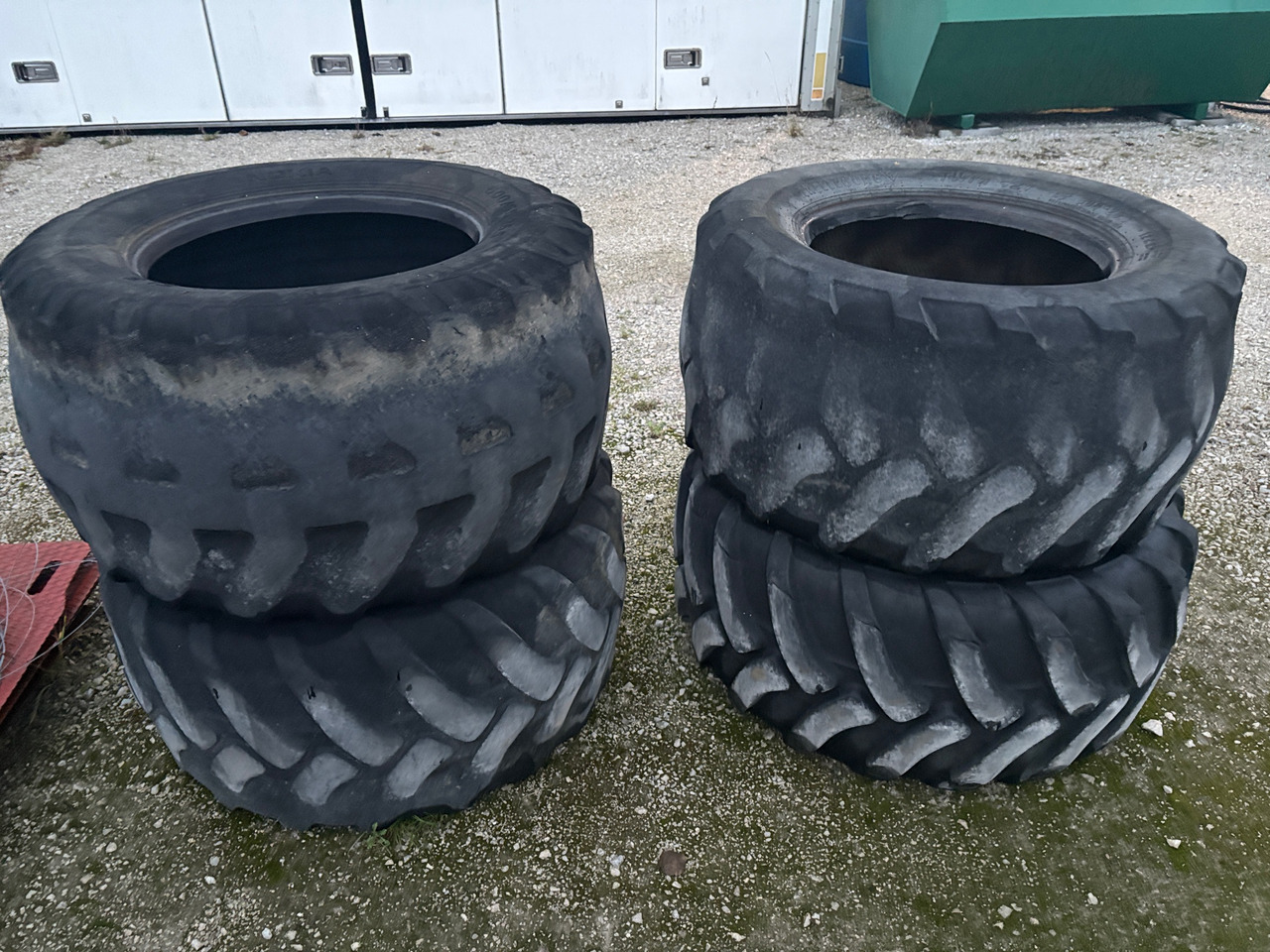 Trelleborg / Nokia 600/55-26.5 - Pneu pour Engins de chantier: photos 1 Trelleborg / Nokia 600/55-26.5 - Pneu pour Engins de chantier: photos 1