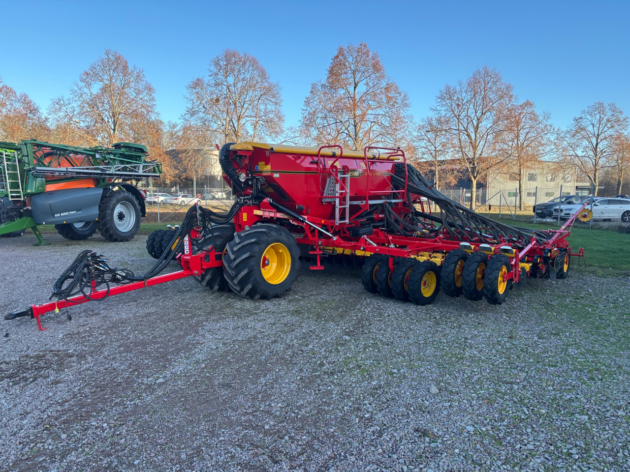 Väderstad Rapid A 800C - Semoir/ Planteuse: photos 1 Väderstad Rapid A 800C - Semoir/ Planteuse: photos 1