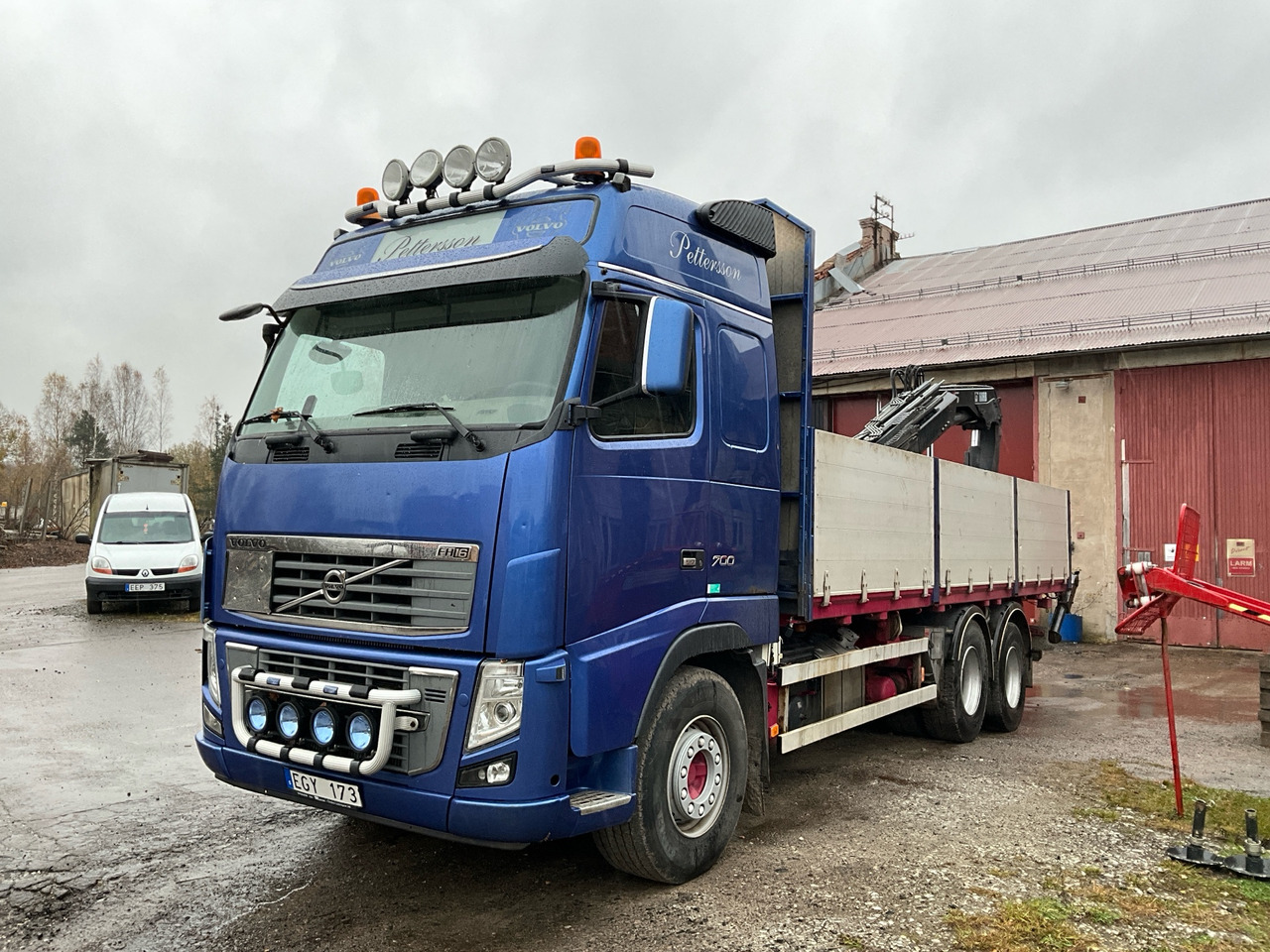 Volvo FH16 - Camion plateau: photos 1 Volvo FH16 - Camion plateau: photos 1
