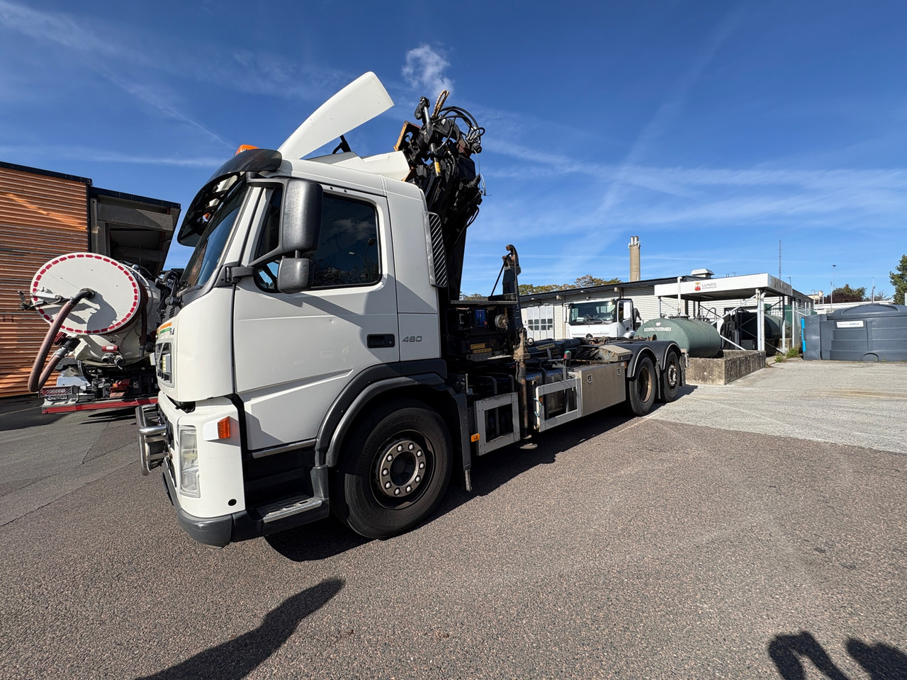 Volvo FM 460 - Camion ampliroll: photos 1 Volvo FM 460 - Camion ampliroll: photos 1