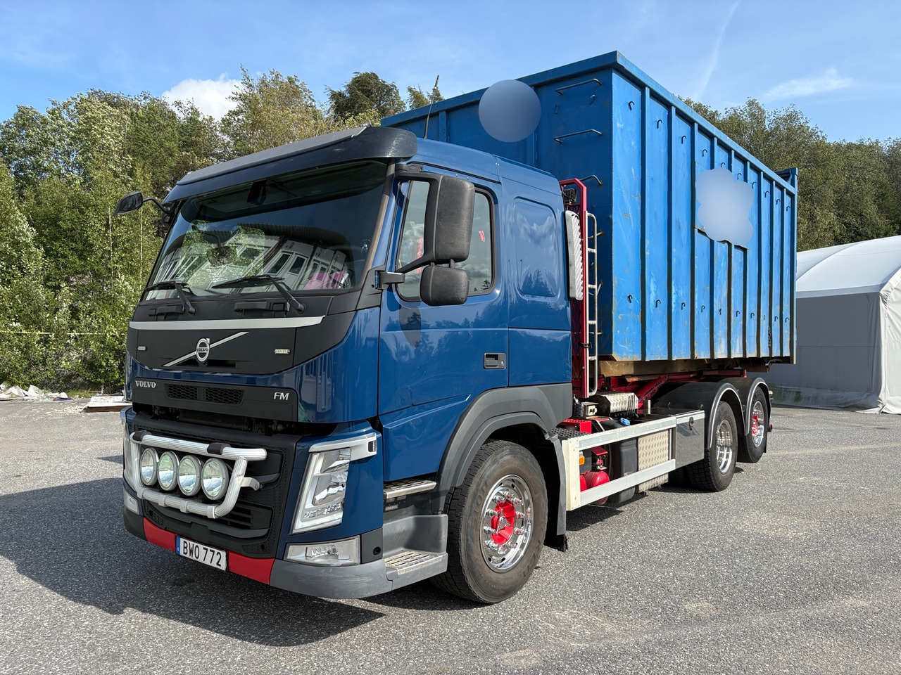 Volvo FM 6*2 - Camion ampliroll: photos 1 Volvo FM 6*2 - Camion ampliroll: photos 1