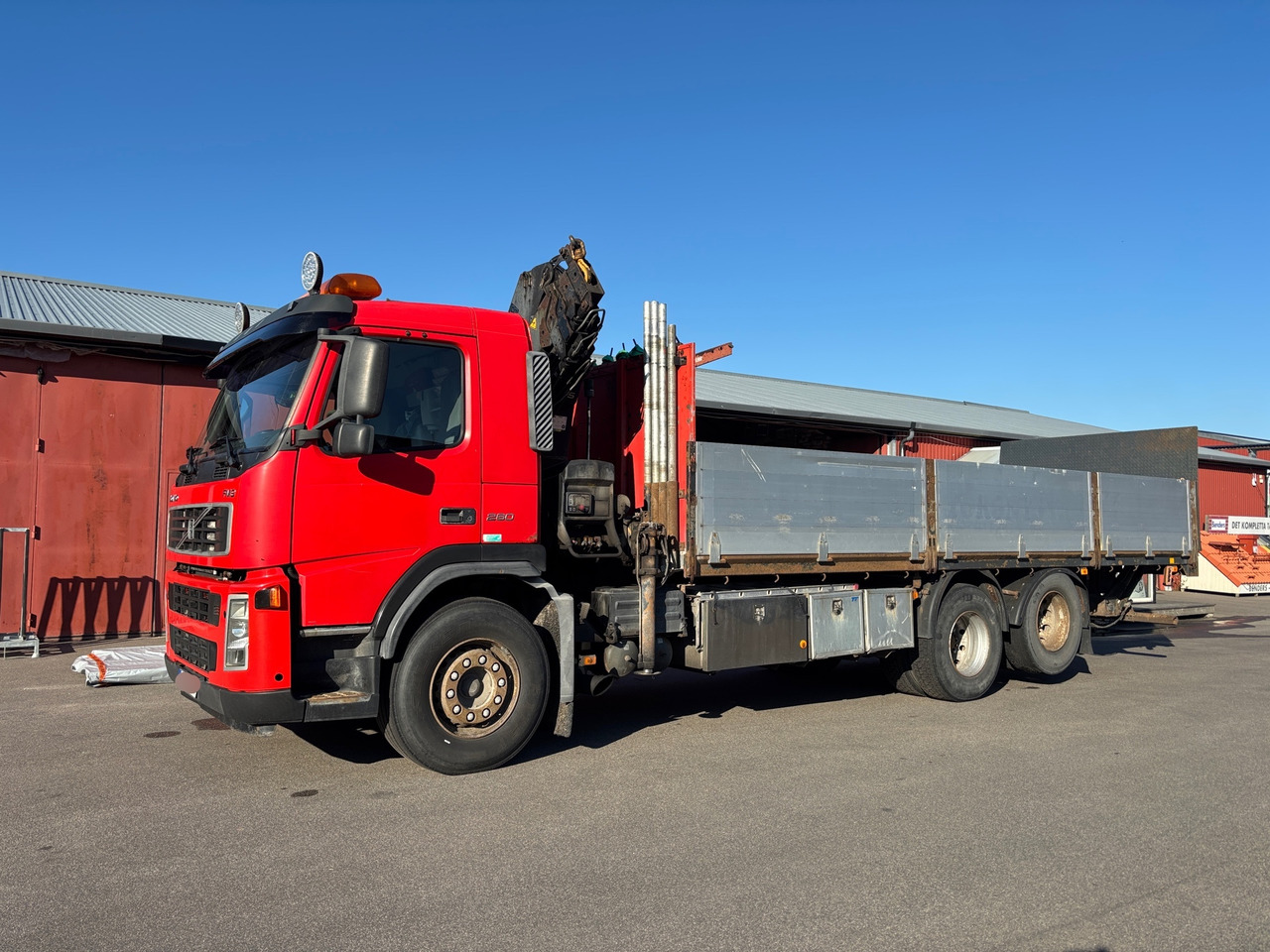 Volvo FM9 260 - Camion grue: photos 1 Volvo FM9 260 - Camion grue: photos 1