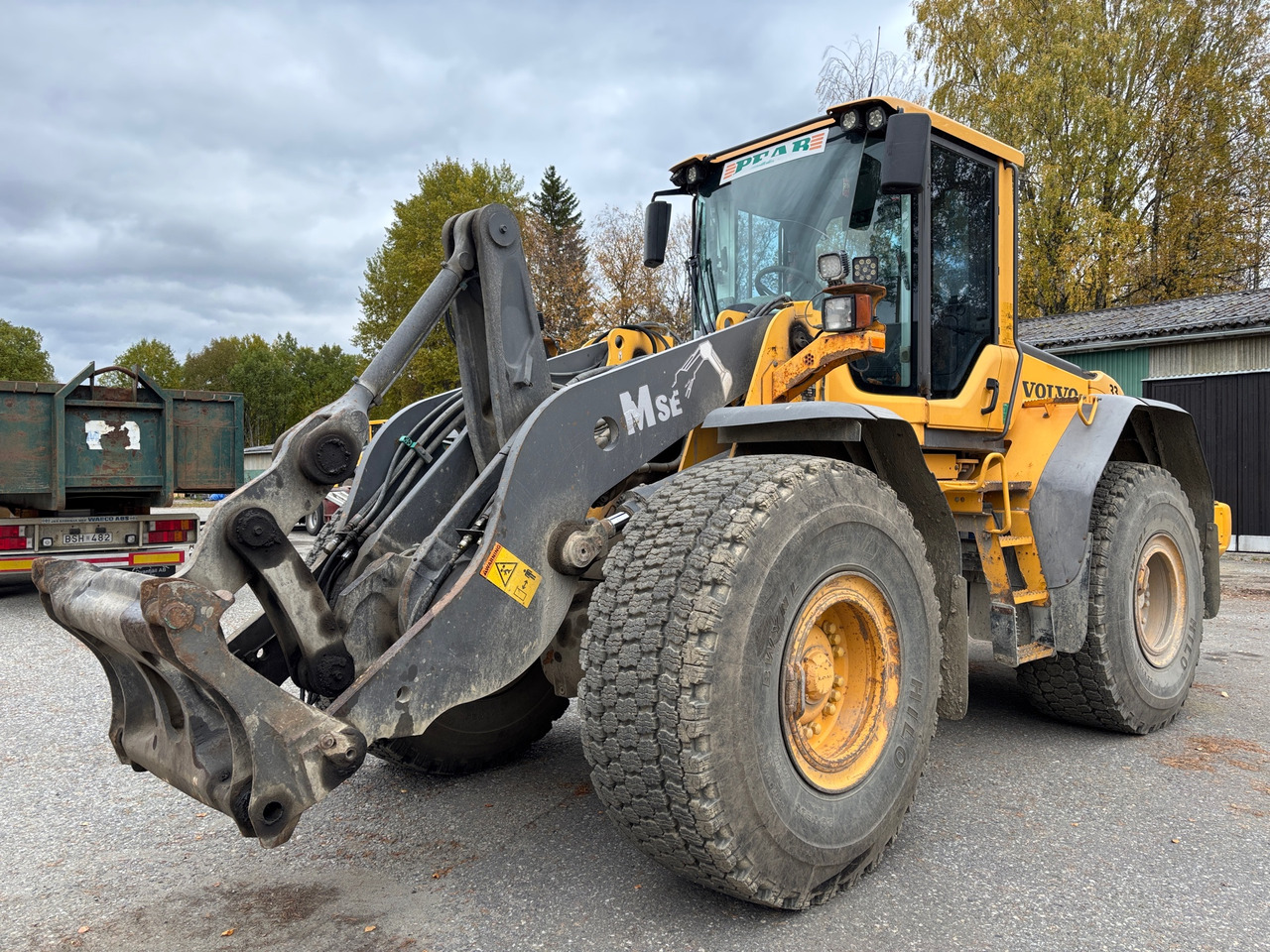 Volvo L110 F - Chargeuse sur pneus: photos 1 Volvo L110 F - Chargeuse sur pneus: photos 1