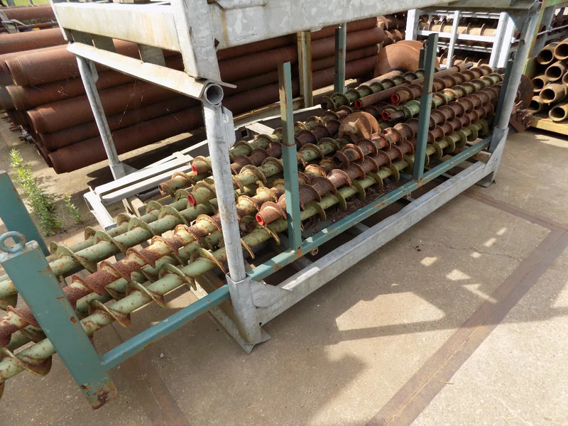 Atlas-Copco avegaar boorpijpen. - Foreuse: photos 1 Atlas-Copco avegaar boorpijpen. - Foreuse: photos 1