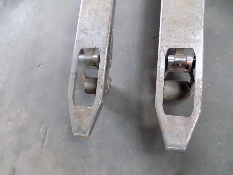 Atlet electrick lift choice off 3 pieces accu - Chariot élévateur électrique: photos 3 Atlet electrick lift choice off 3 pieces accu - Chariot élévateur électrique: photos 3