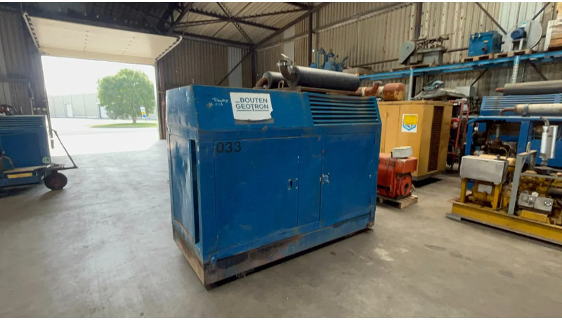 Bredenoord Bredenoord aggregaat BRD 70 KVA Deutz F5L413 - Groupe électrogène: photos 2 Bredenoord Bredenoord aggregaat BRD 70 KVA Deutz F5L413 - Groupe électrogène: photos 2