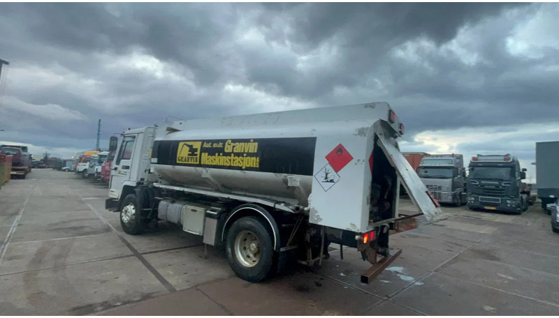 Volvo FL 7 Volvo FL7 285 Fuel tanker 4x2 - Camion citerne: photos 4 Volvo FL 7 Volvo FL7 285 Fuel tanker 4x2 - Camion citerne: photos 4