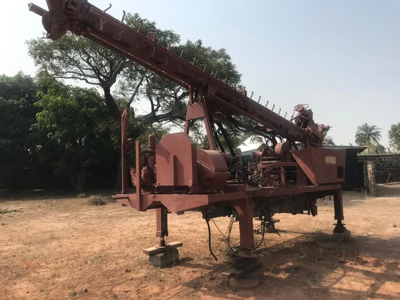 Wirth Wirth B2A Brunnenboh Drilling rig - Foreuse: photos 1 Wirth Wirth B2A Brunnenboh Drilling rig - Foreuse: photos 1