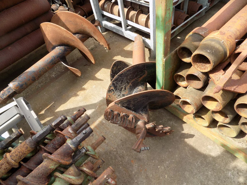 Boorschroef voor casing drilling boorschroef voor casing drilling - Foreuse: photos 3 Boorschroef voor casing drilling boorschroef voor casing drilling - Foreuse: photos 3