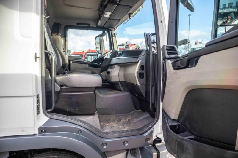 MAN TGL 10.190 BL - CARVAL INBOUW en leasing occasion MAN TGL 10.190 BL - CARVAL INBOUW: photos 10 MAN TGL 10.190 BL - CARVAL INBOUW en leasing occasion MAN TGL 10.190 BL - CARVAL INBOUW: photos 10