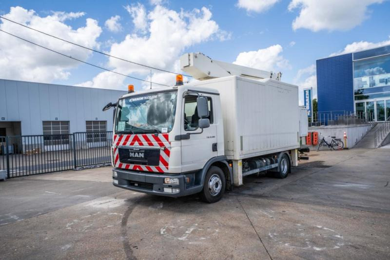 MAN TGL 12.180 BB - COMET 151 TAL - Camion avec nacelle: photos 2 MAN TGL 12.180 BB - COMET 151 TAL - Camion avec nacelle: photos 2