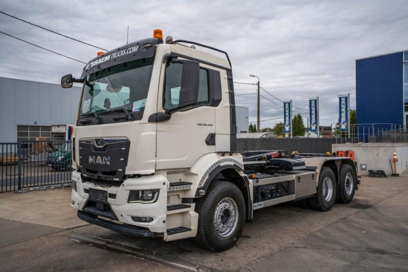 MAN TGS 26.430 6x2-4 BL - Camion ampliroll: photos 1 MAN TGS 26.430 6x2-4 BL - Camion ampliroll: photos 1