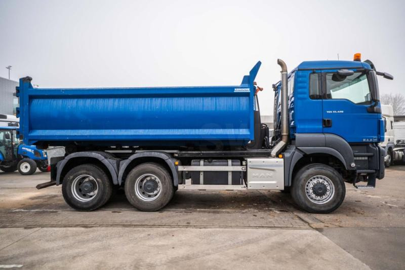 MAN TGS 33.420 BB (containerbak:+3000 € ) - Camion ampliroll: photos 3 MAN TGS 33.420 BB (containerbak:+3000 € ) - Camion ampliroll: photos 3