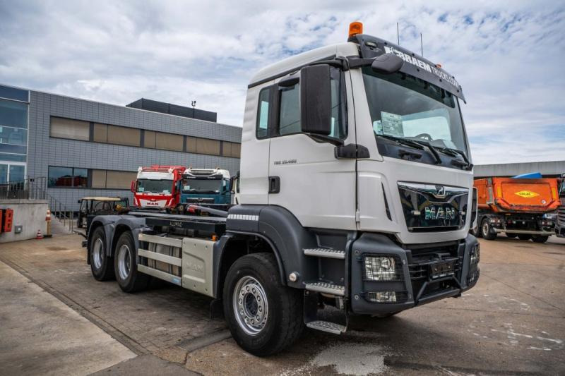 MAN TGS 33.460 BL - Camion ampliroll: photos 1 MAN TGS 33.460 BL - Camion ampliroll: photos 1