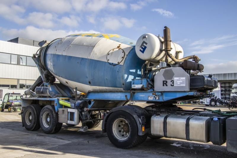 Mol BETON MIXER/MALAXEUR/MISCHER 10M3+MOTOR/MOTEUR - Semi-remorque malaxeur: photos 2 Mol BETON MIXER/MALAXEUR/MISCHER 10M3+MOTOR/MOTEUR - Semi-remorque malaxeur: photos 2