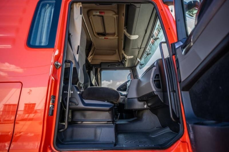 Tracteur routier MAN TGX 18.470 XLX BLS+KIPHYDR.: photos 9