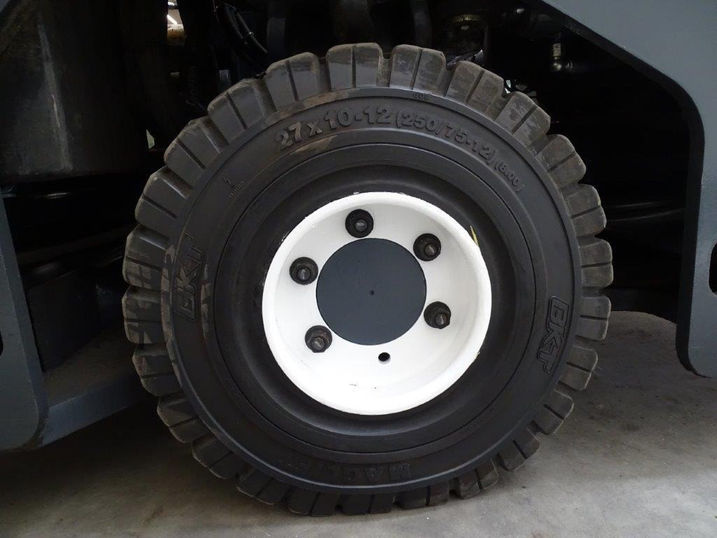 Chariot multidirectionnel Combilift C4000E - TRIPLEX: photos 10